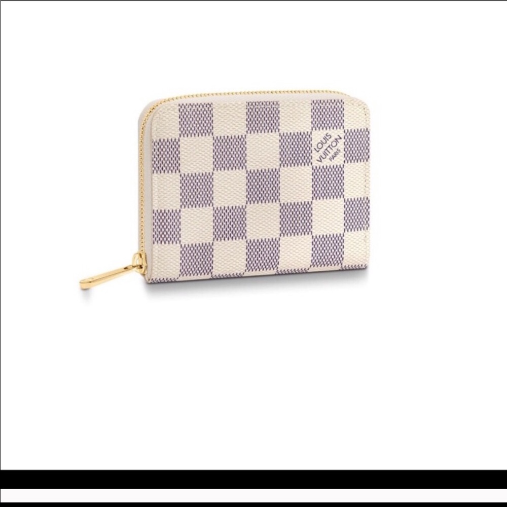 Louis Vuitton zippy coin purse